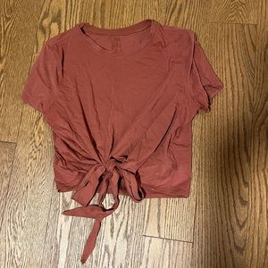 Lululemon tie tshirt